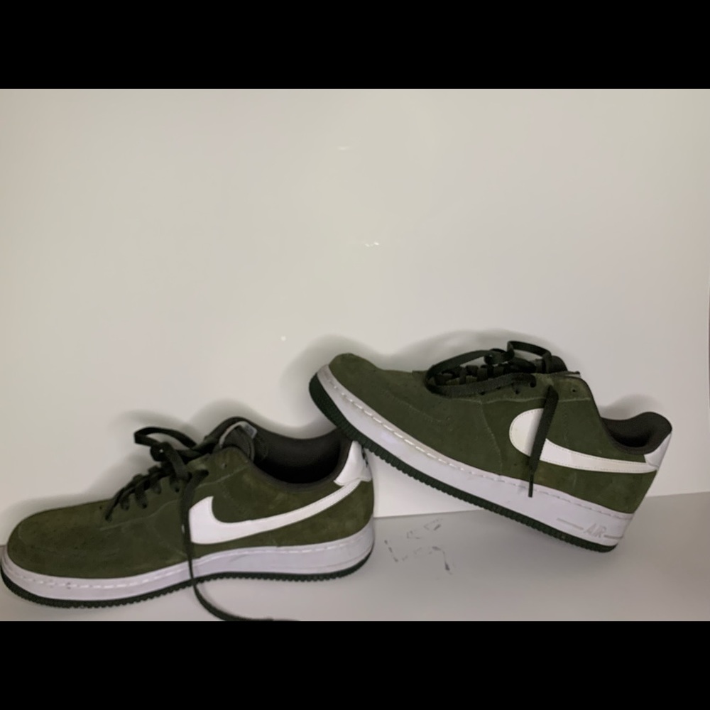 Men’s AF1 size 10.5